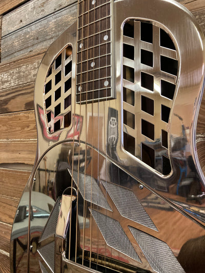 Tricone Classic | Brushed Nickel