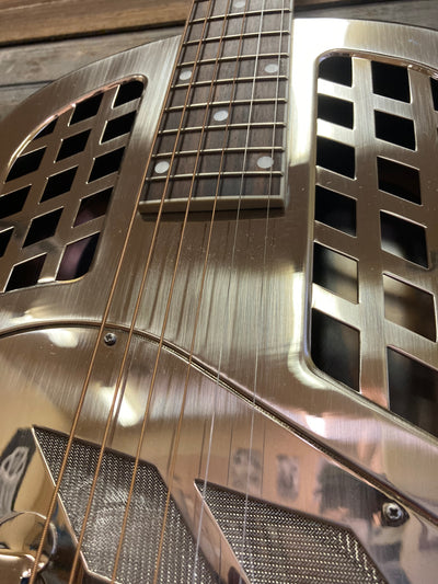 Tricone Classic | Brushed Nickel