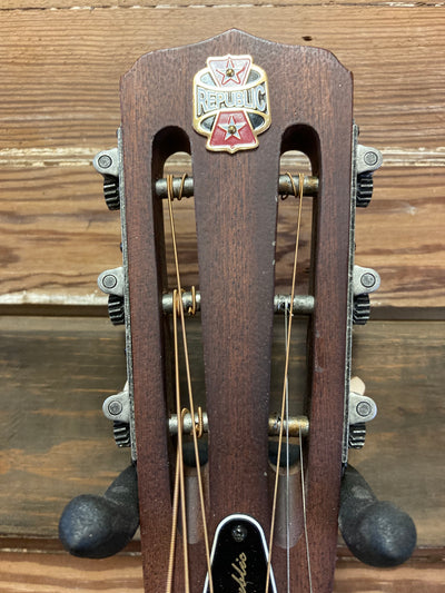 Parlor Resolian | Antique Bronze W/ Pickup
