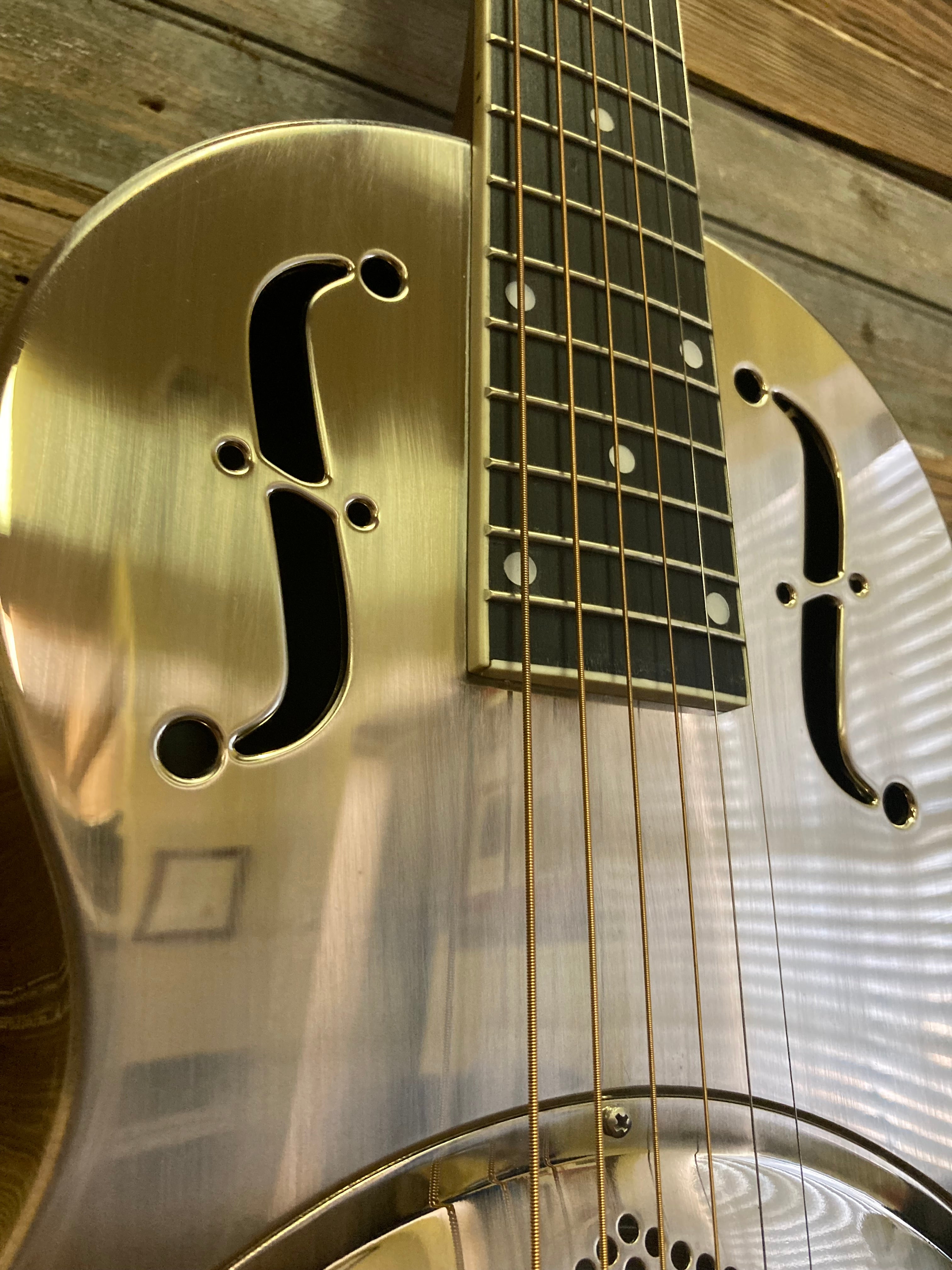 Parlor Resolian | brushed Nickel