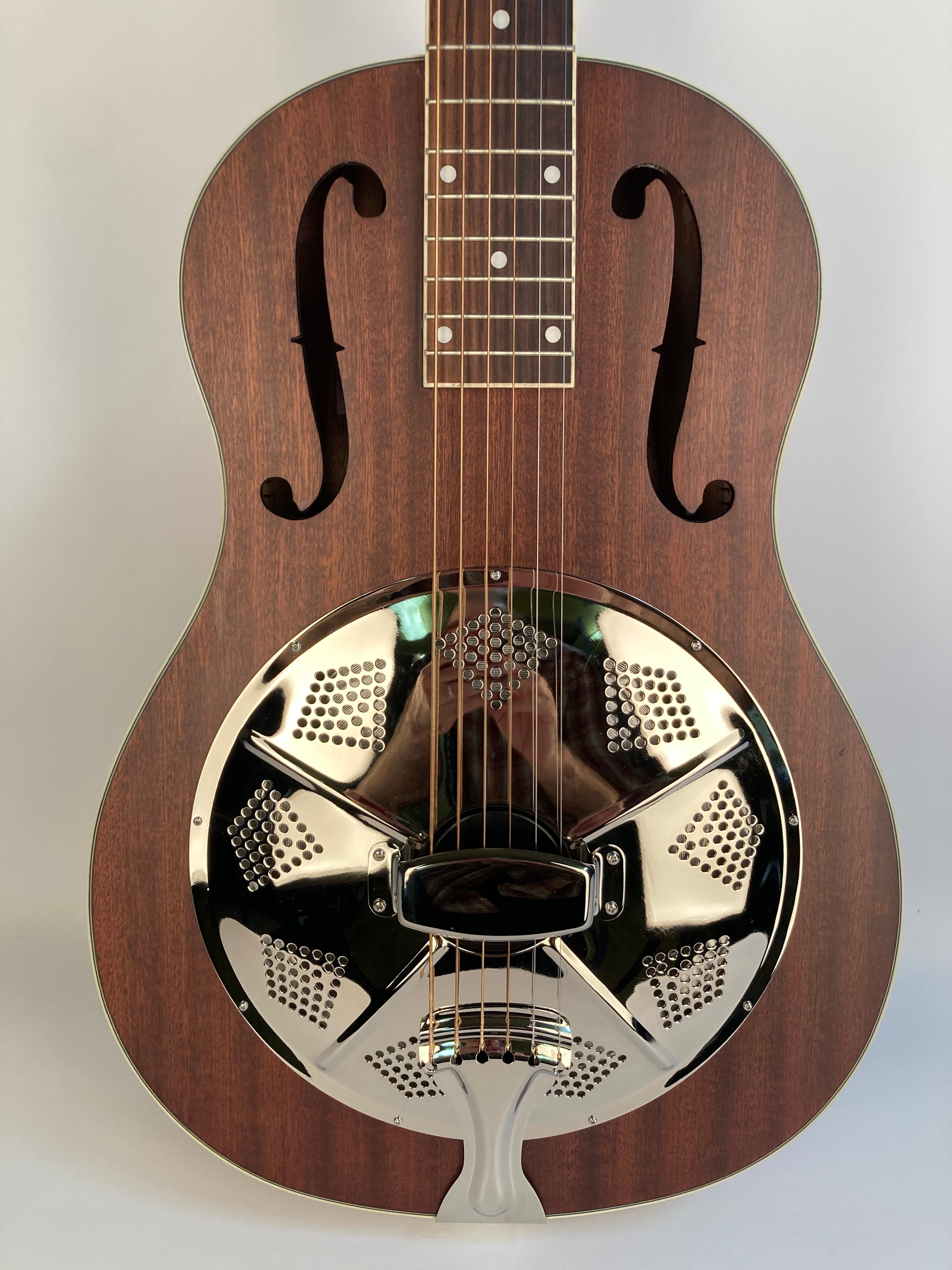 Triolian | Mahogany Stain