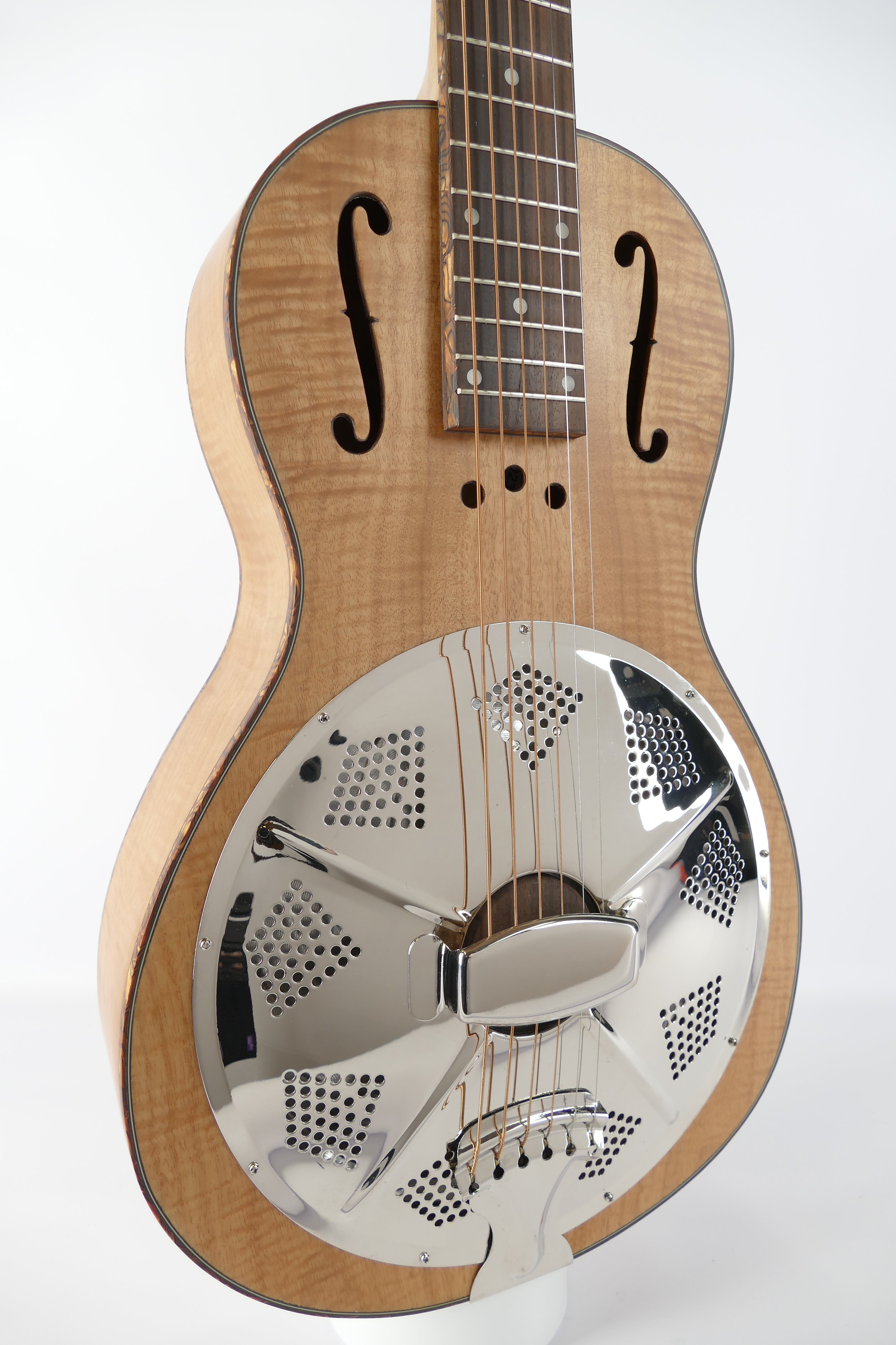 Miniolian | Tiger Skin Maple