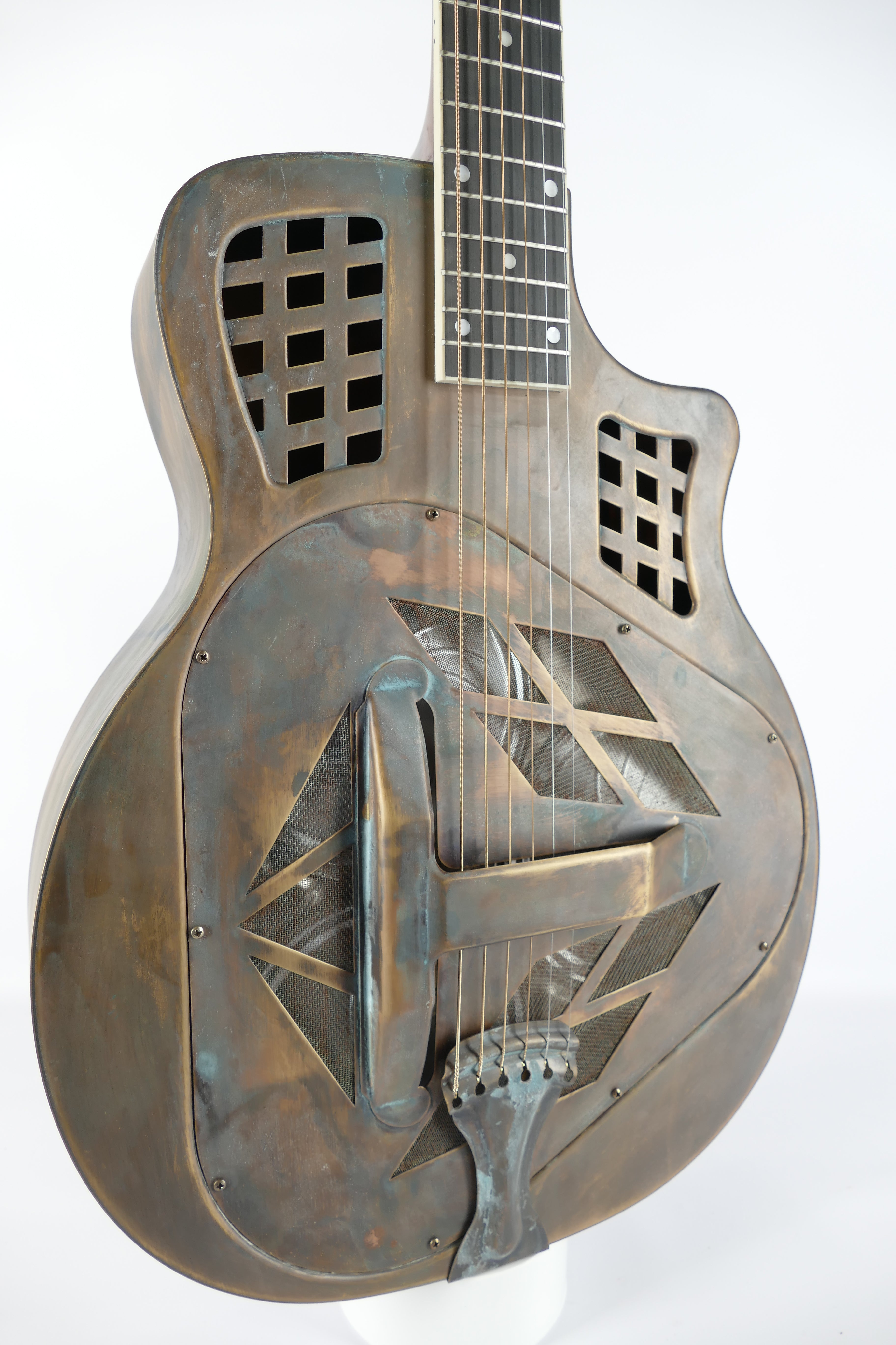 Resolian - Republic Guitars | Austin Texas
