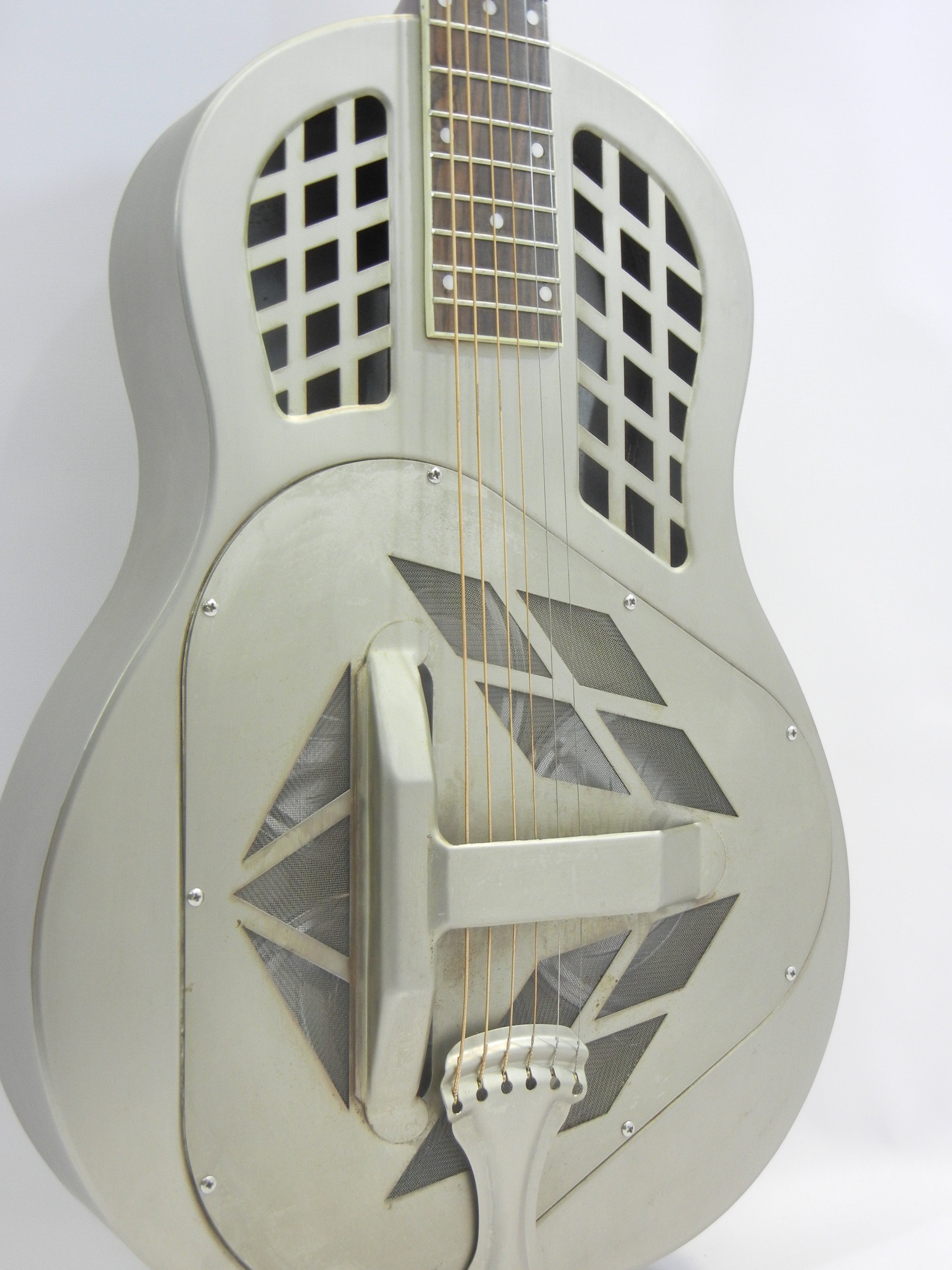 Tricone Classic | Antique Steel