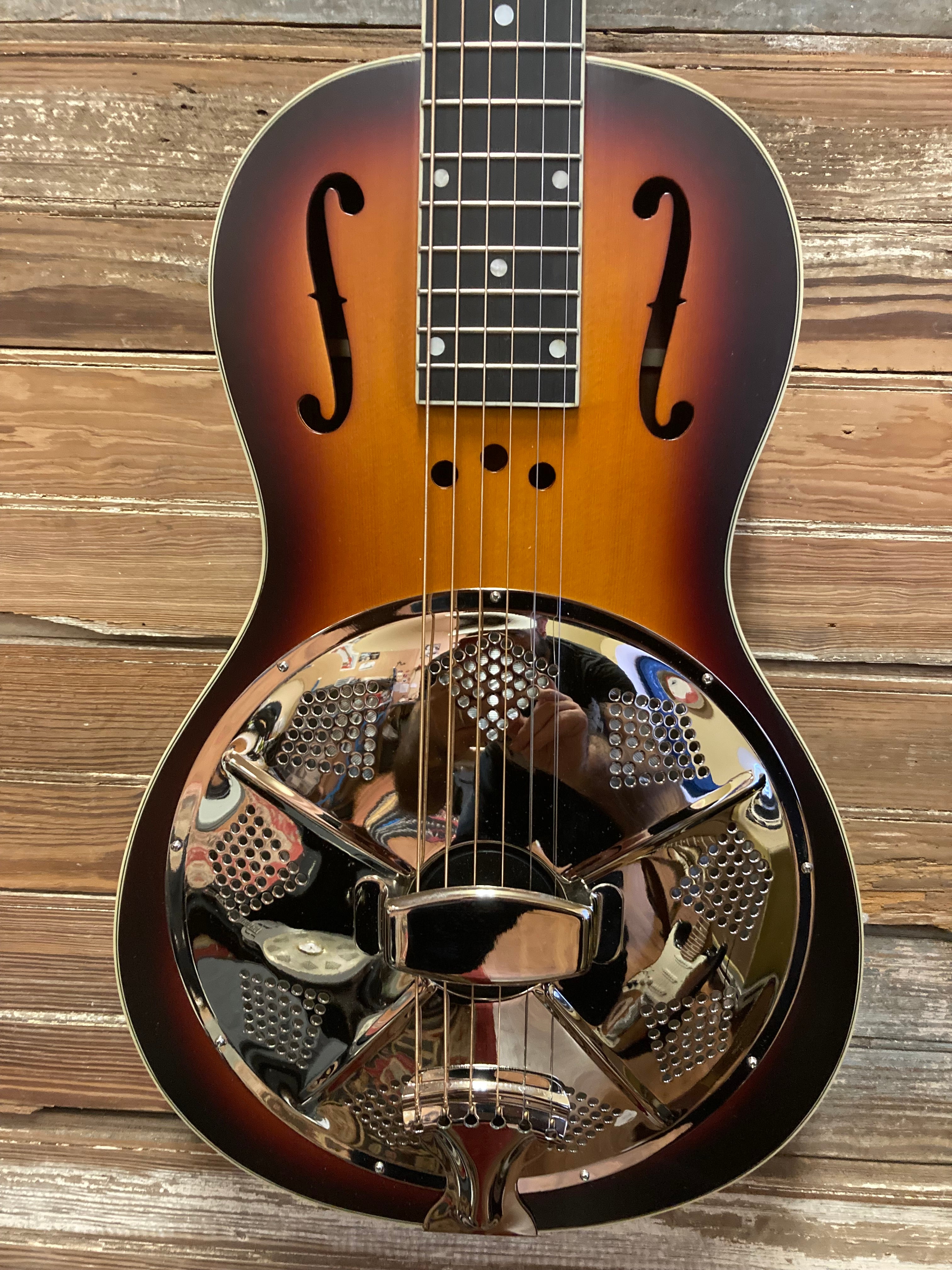 Miniolian | Tobacco Sunburst